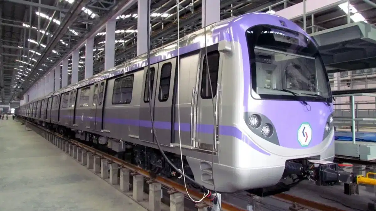 Kolkata metro